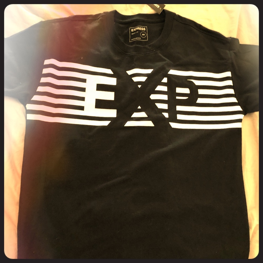 Express t-shirt